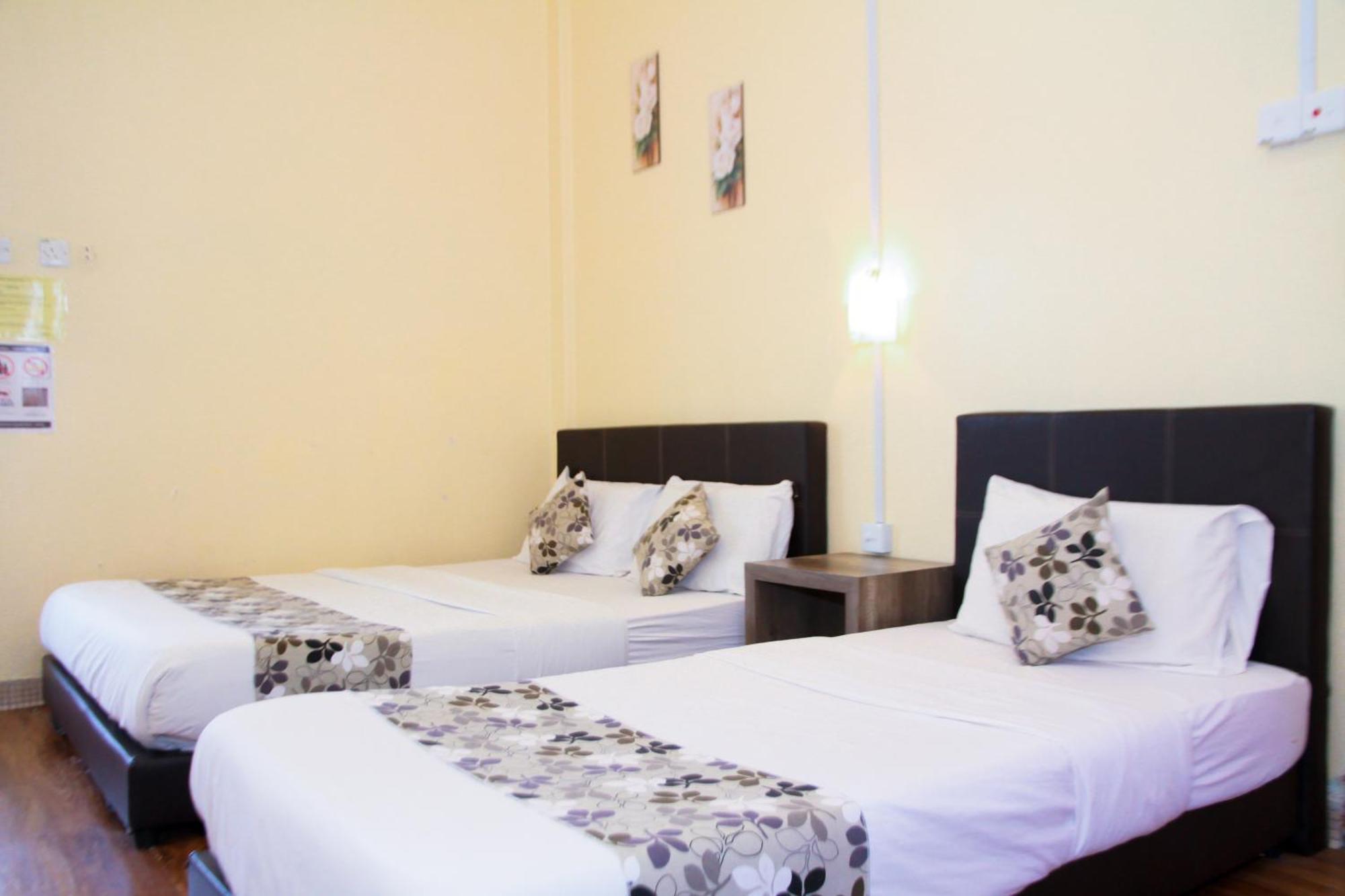 Myra Hotel Mersing Exteriör bild